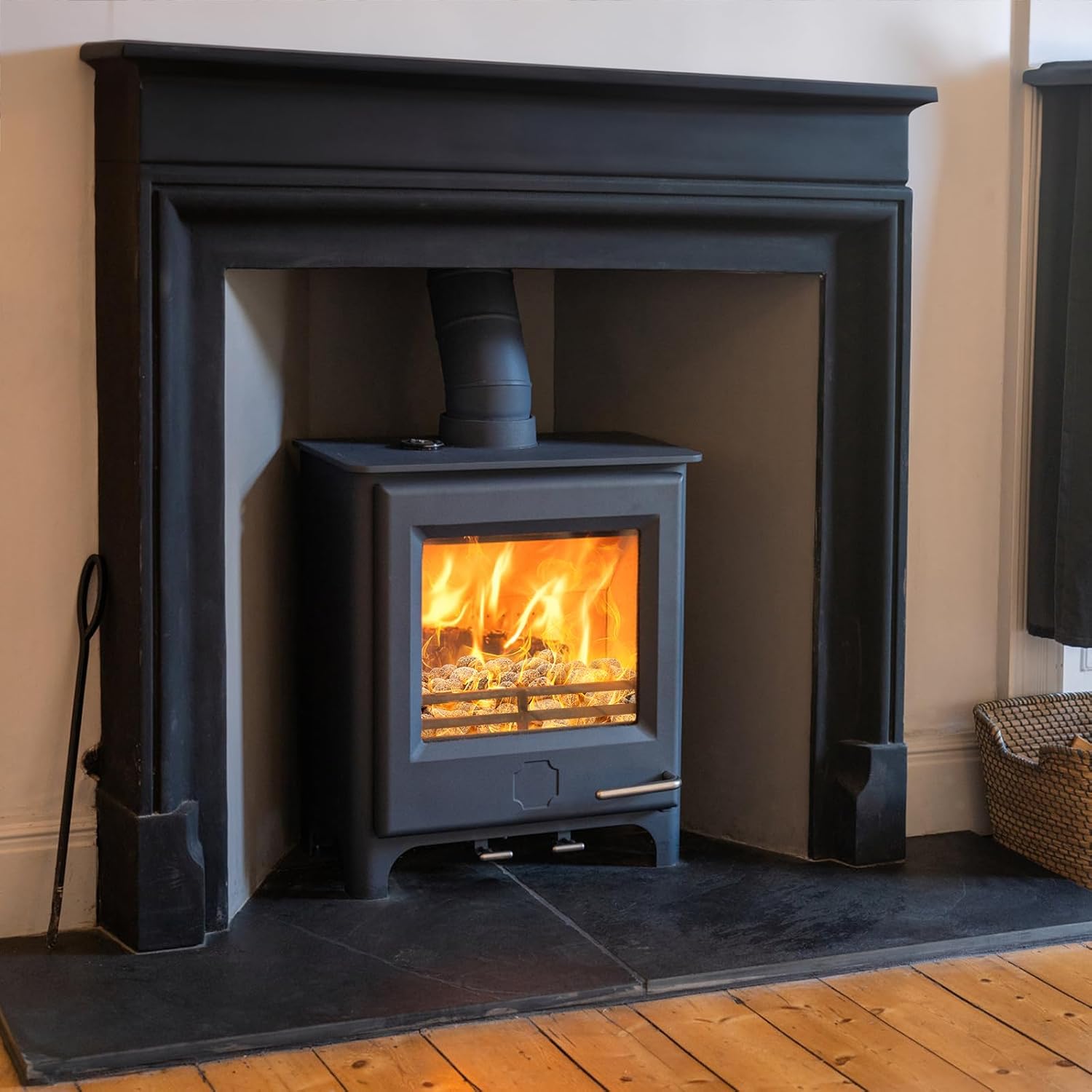 SOUJOY 10lbs Lava Rocks for Fire Pit, 1''-2'' Black Tumbled Natural Lava Stones, Smooth Lava Pebbles for Natural Gas, Fireplace, Propane, Wood, Electrical Firepits & Grills