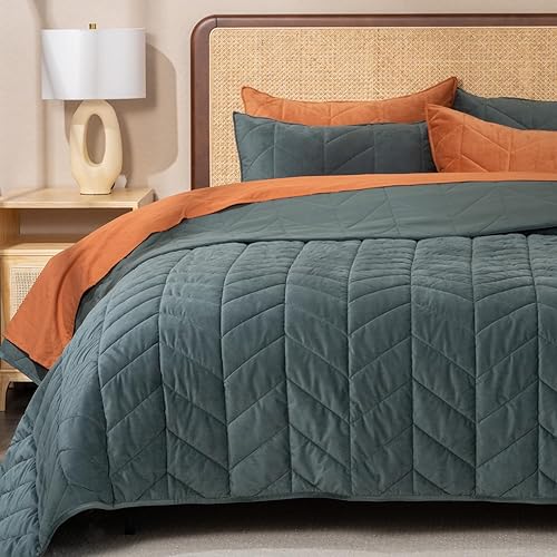 Miniatura 9 de Evergrace Edredón de terciopelo, lujo, 3 piezas, queen, ultrasuave, ligero, colcha Matelassé, gran tamaño, cubrecama, todas estaciones, 2 fundas