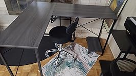 Review Image by Christo Christo