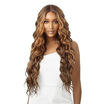 Outre Lace Front Sleeklay Part Flat Lace Finish HD Transparent ADELAIDE (DR2/CINSP)