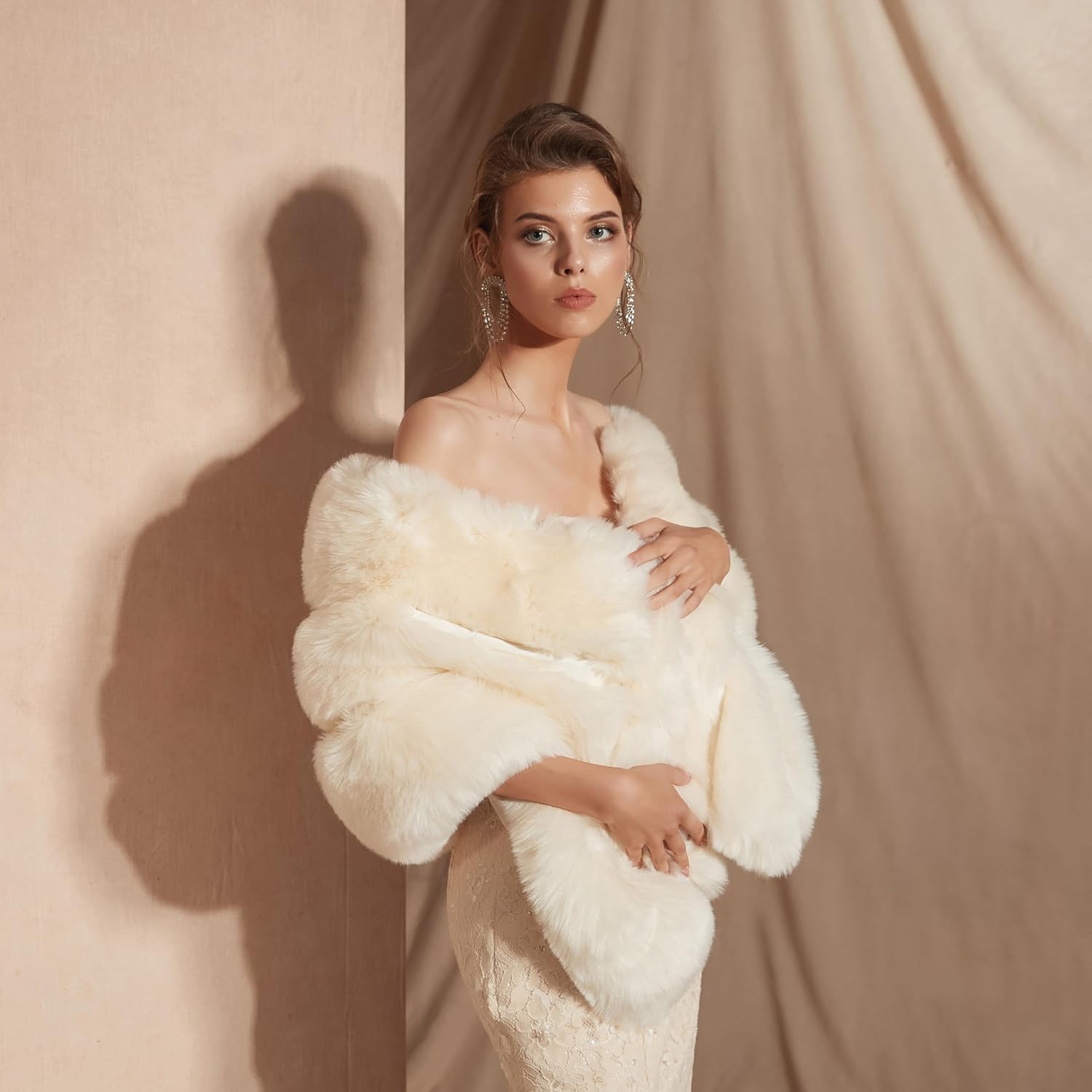 Bridal Faux Fur Shawl and Wraps for Wedding Warm Thick Coat Women Luxury Evening Dress Fluffy Cape for Women image 3