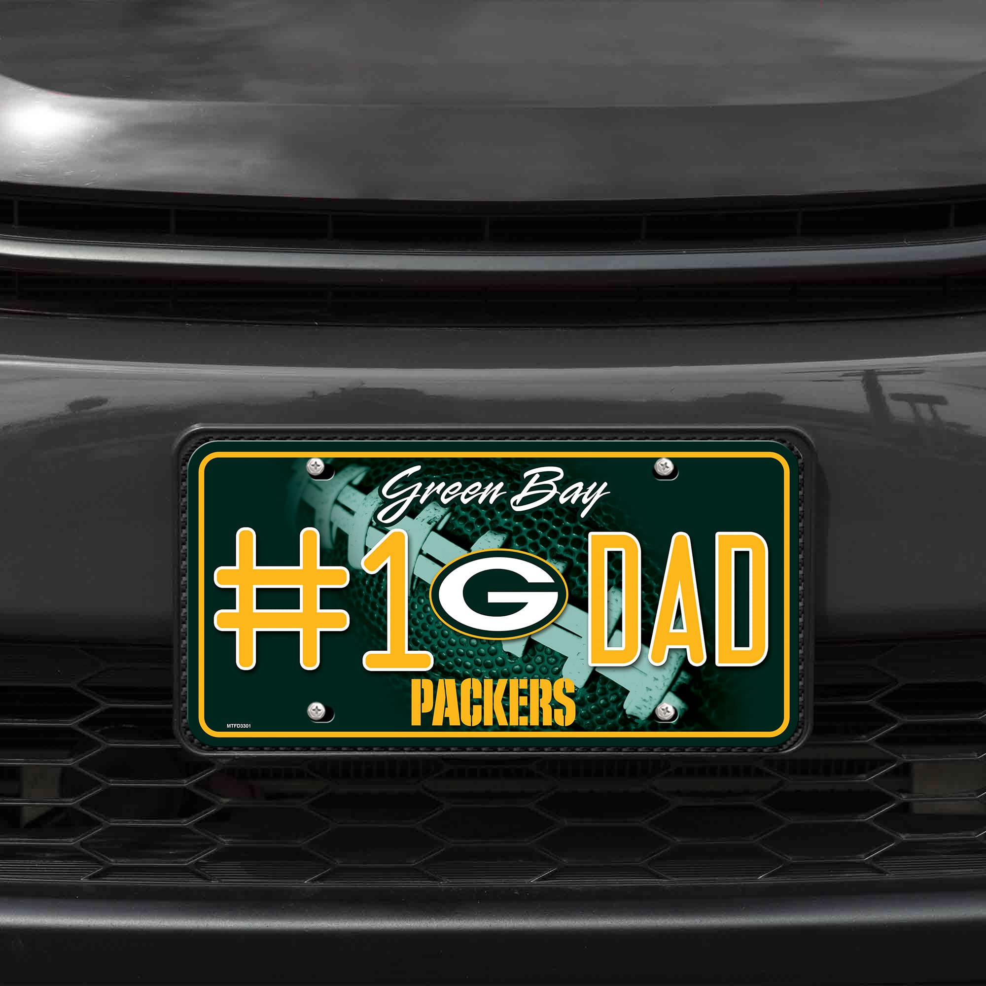 Rico Industries NFL Green Bay Packers #1 DAD Metal Tag (#1 Fan) #1 Fan Metal Auto Tag 8.5
