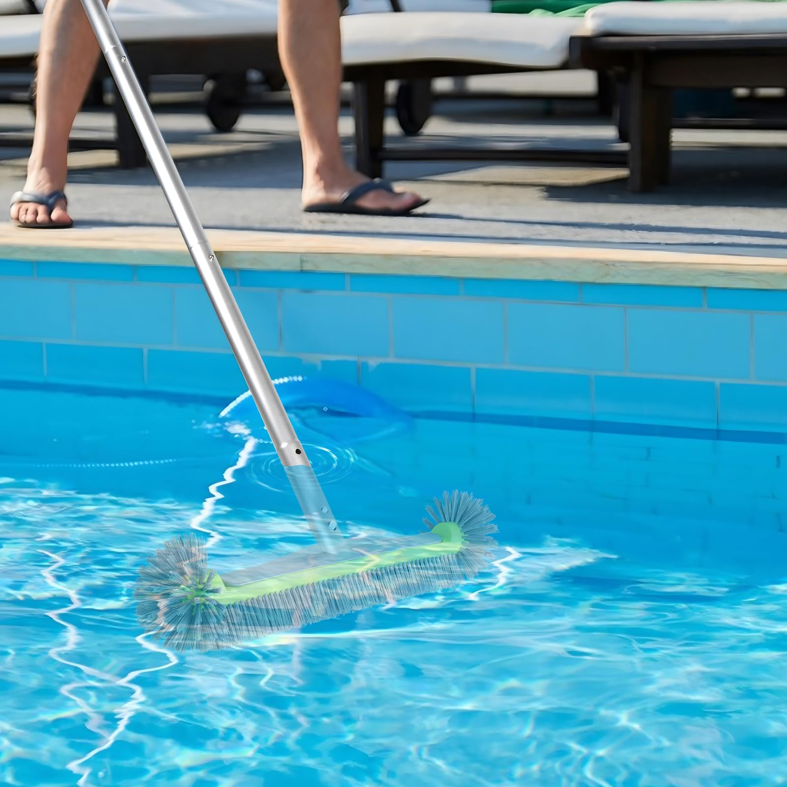 LALAGO Brosse Piscine Ronde, Tête de Brosse de Piscine avec Perche Amovible, avec Les Poils Hémisphériques, Brosses à Récurer pour Mur et Carrelage, Brosses pour Salles (avec Perche)