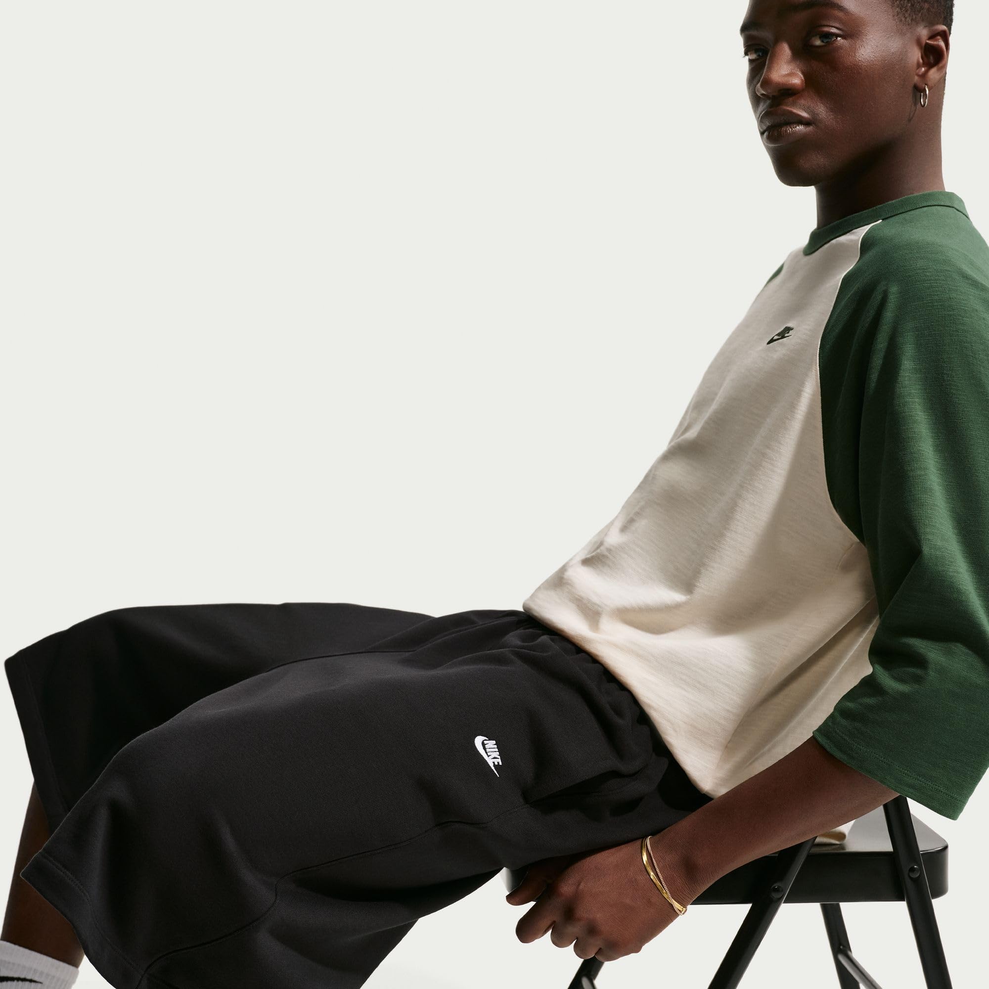 Nike Club Oversize-Shorts aus French Terry für Herren, II5712