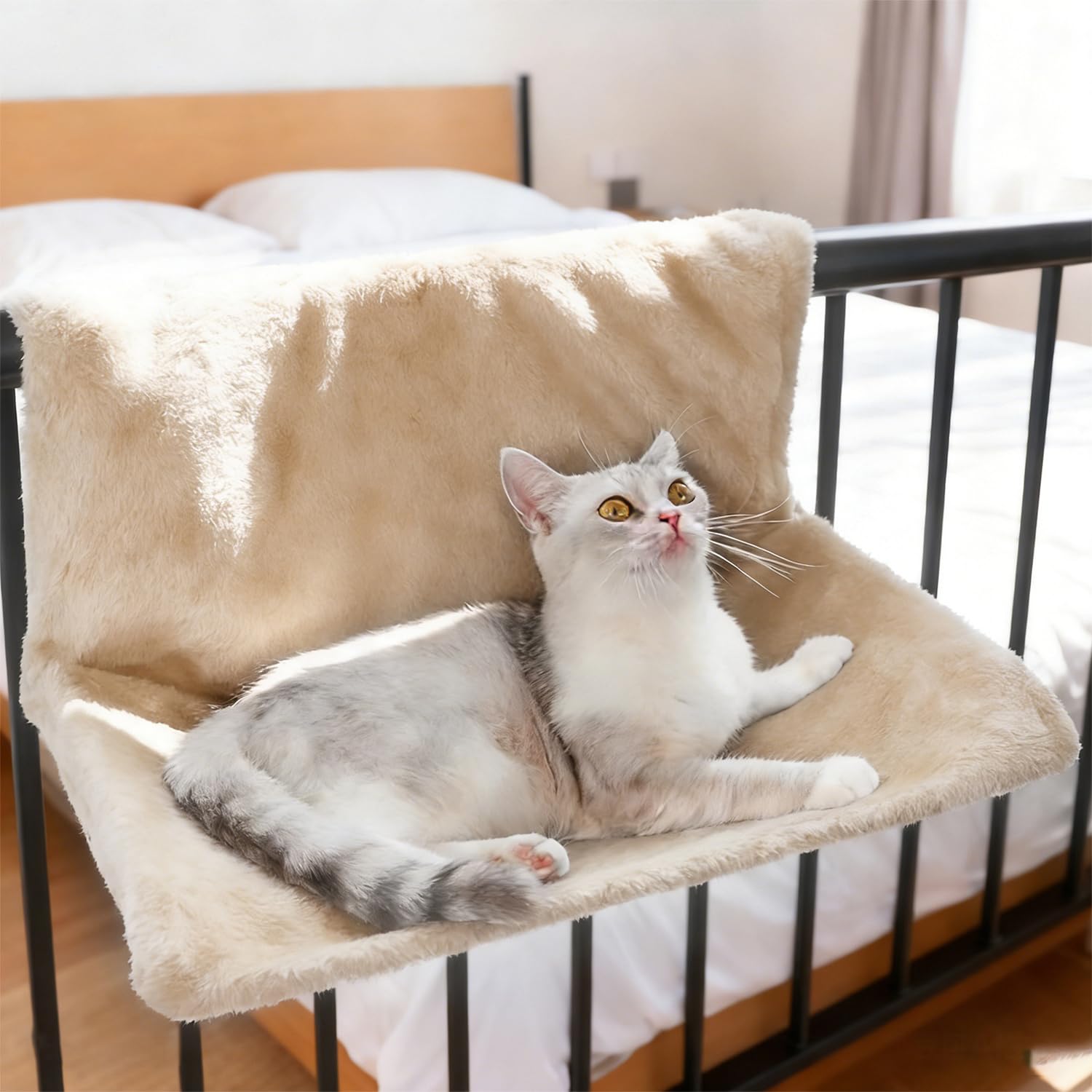 Cuccia per gatti Heizun, letto per radiatori per gatti con morbido peluche, per riscaldamento e gatti, per tutti i comuni radiatori (beige)