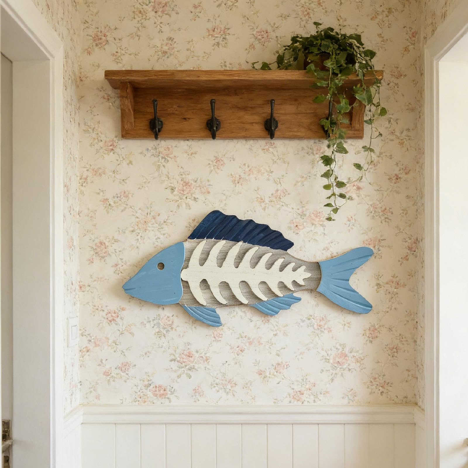 木製 魚の彫刻 壁掛け　家紋 Amazon.co.jp: FQRDKT 吊り下げ式魚の彫刻、寝室、子供部屋、航海を