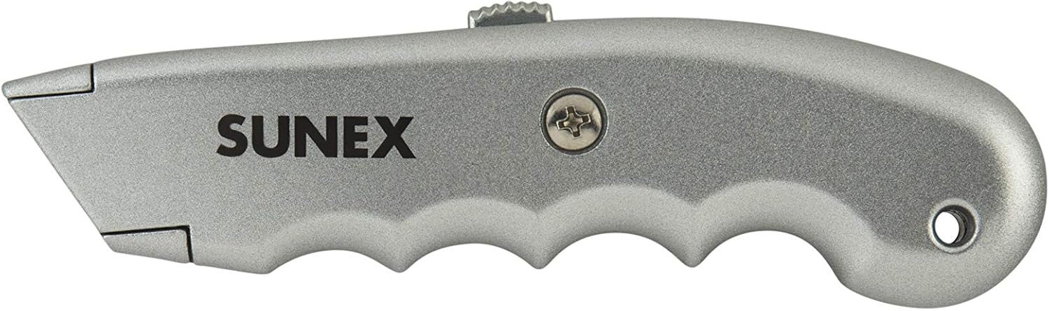 Retractable Utility Knife (Comes with 3 Blades)