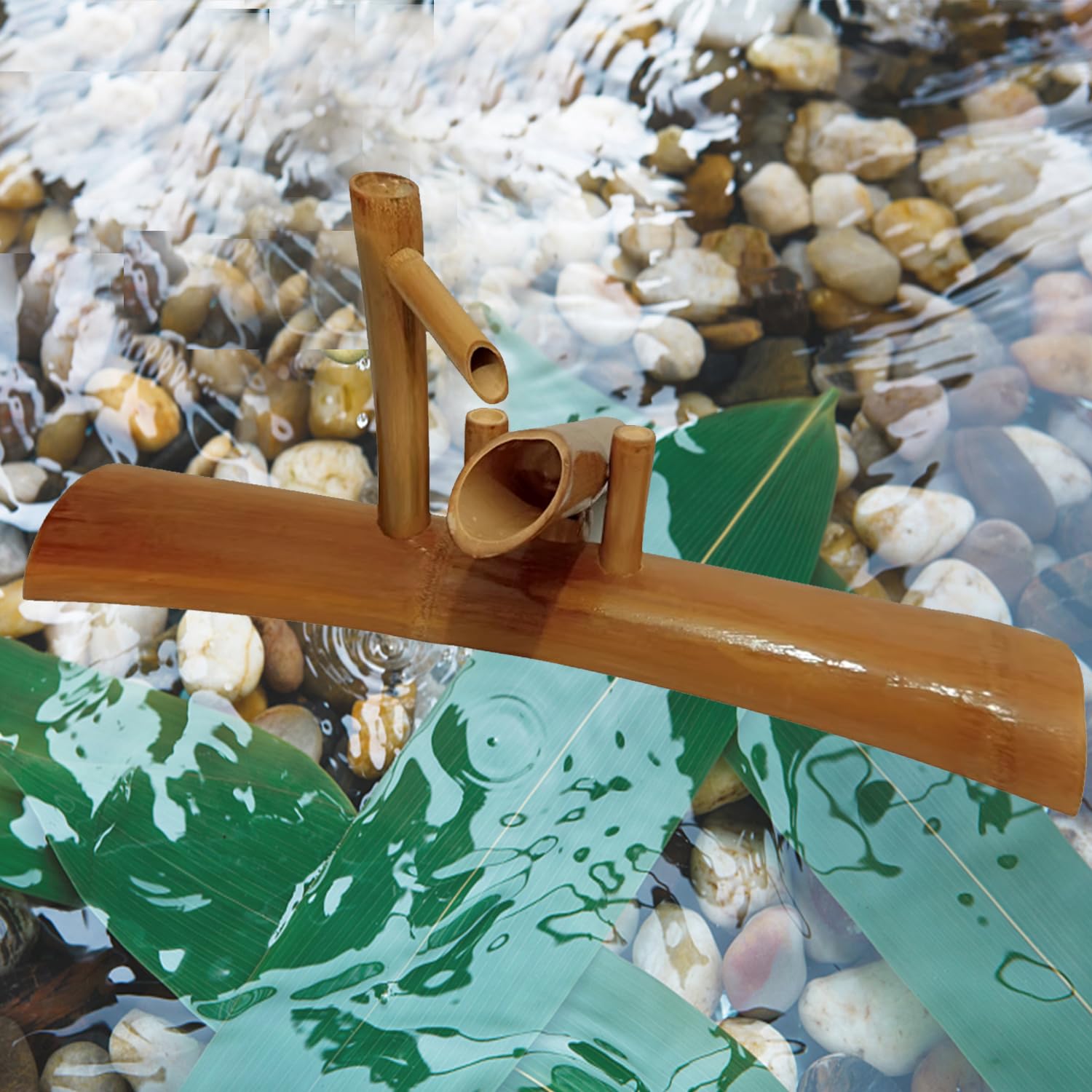 Fontana d'acqua in bambù solare con pompa e filtro per esterno decorazione