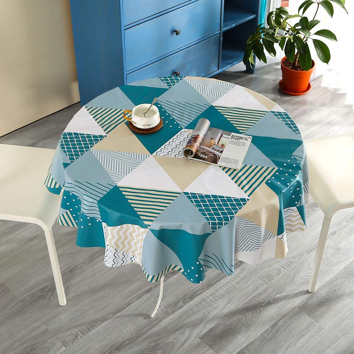 Nappe motif triangle bleu et blanc imperméable haut de gamme