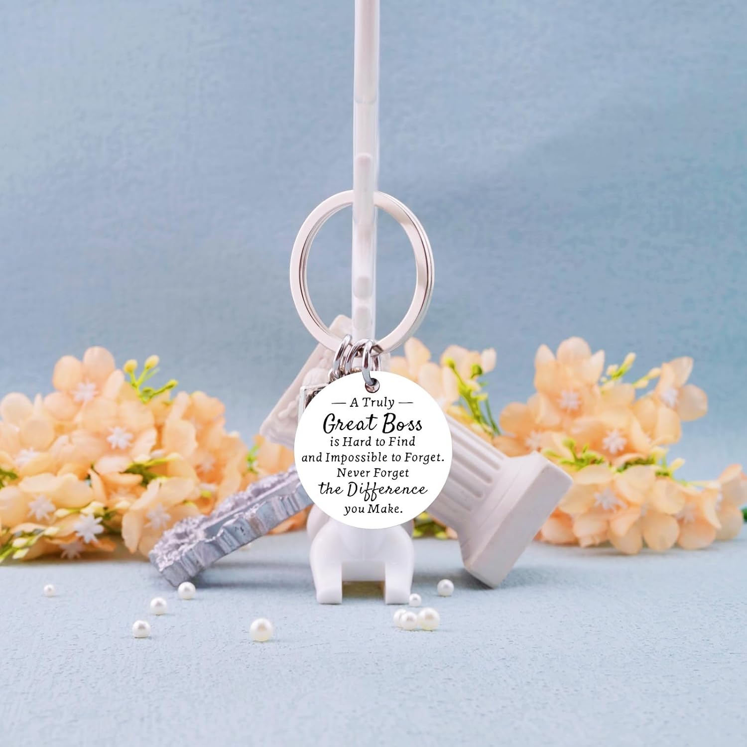 igvean Best Boss Gifts for Women Men Funny Boss Gift Keychain Boss's Day White Elephant Birthday Gift for Bosses Leader Leaving Gifts for Women Thank You Presents for Colleagues