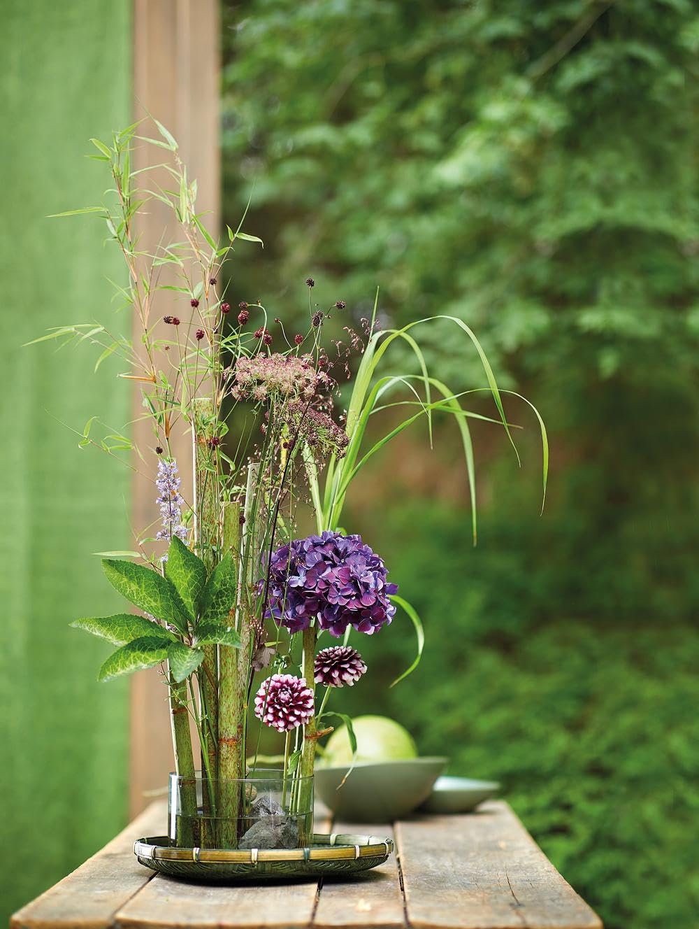 Neues aus der Naturwerkstatt: Florale Gestaltungsideen mit natürlichen Werkstoffen