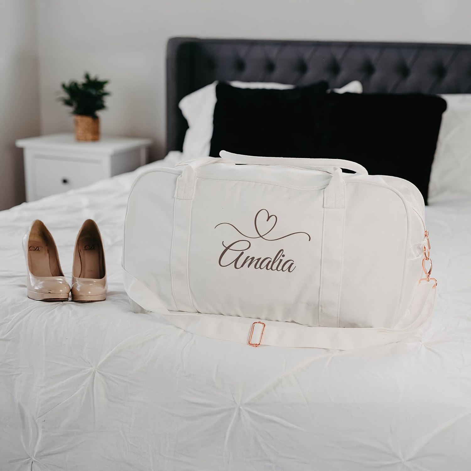 Personalized Travel Duffle Bag with Custom Name, Waterproof Personalized Weekender Bag, Custom Carry On Tote for Women, Travel Essentials Gym Bag, Customized Hospital Overnight Luggage - White