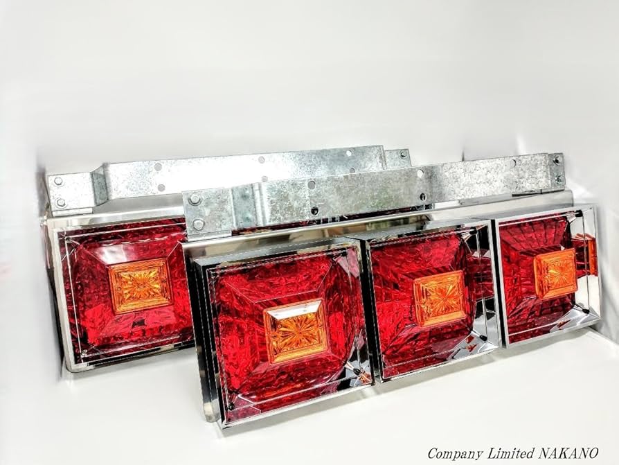 Amazon | NAKANO トラック用 角型 3連 フラッシュテールランプ