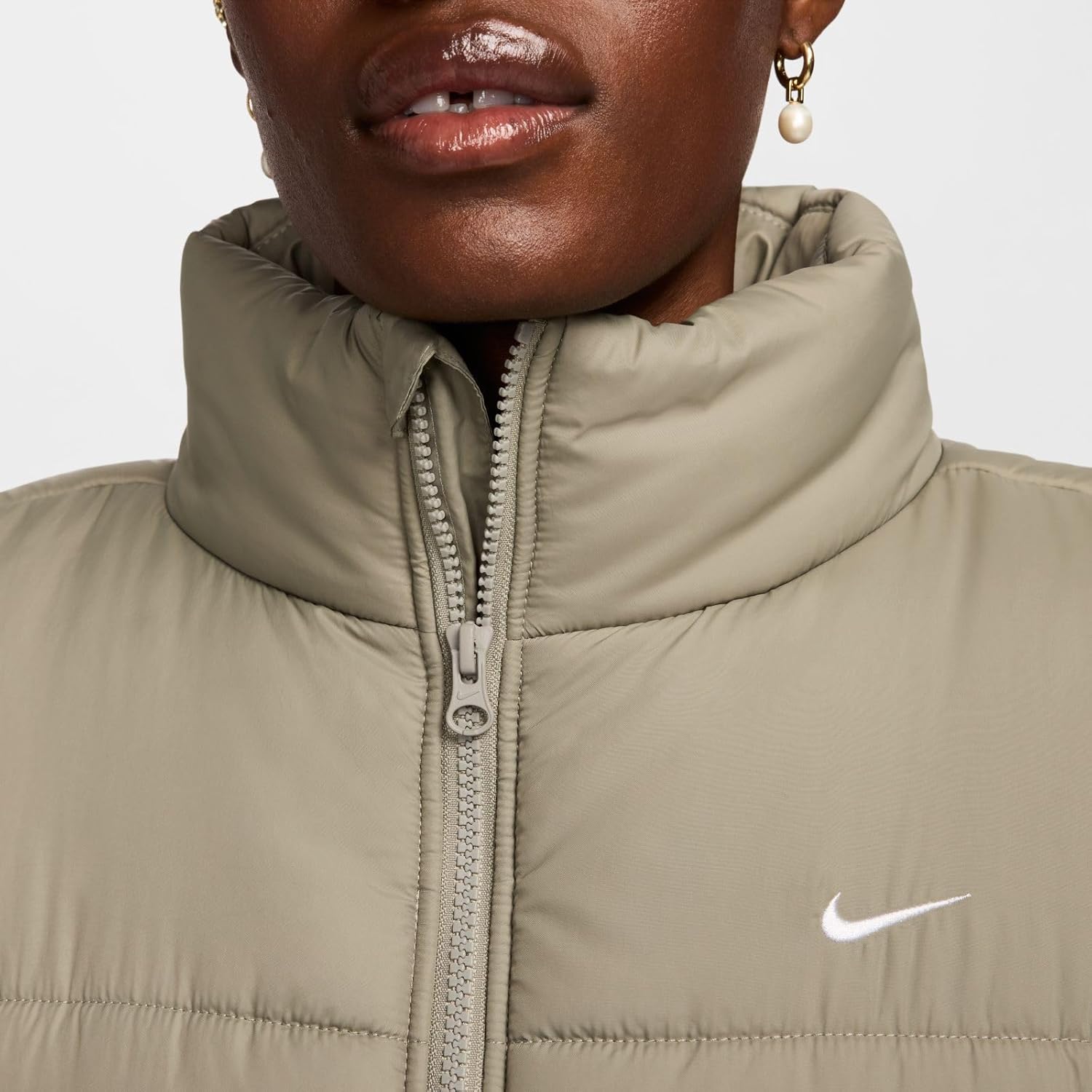 Nike Sportswear Classic Puffer Women's Therma-FIT Loose Vest (Light Army/White, FZ5922-320) Size X-Large