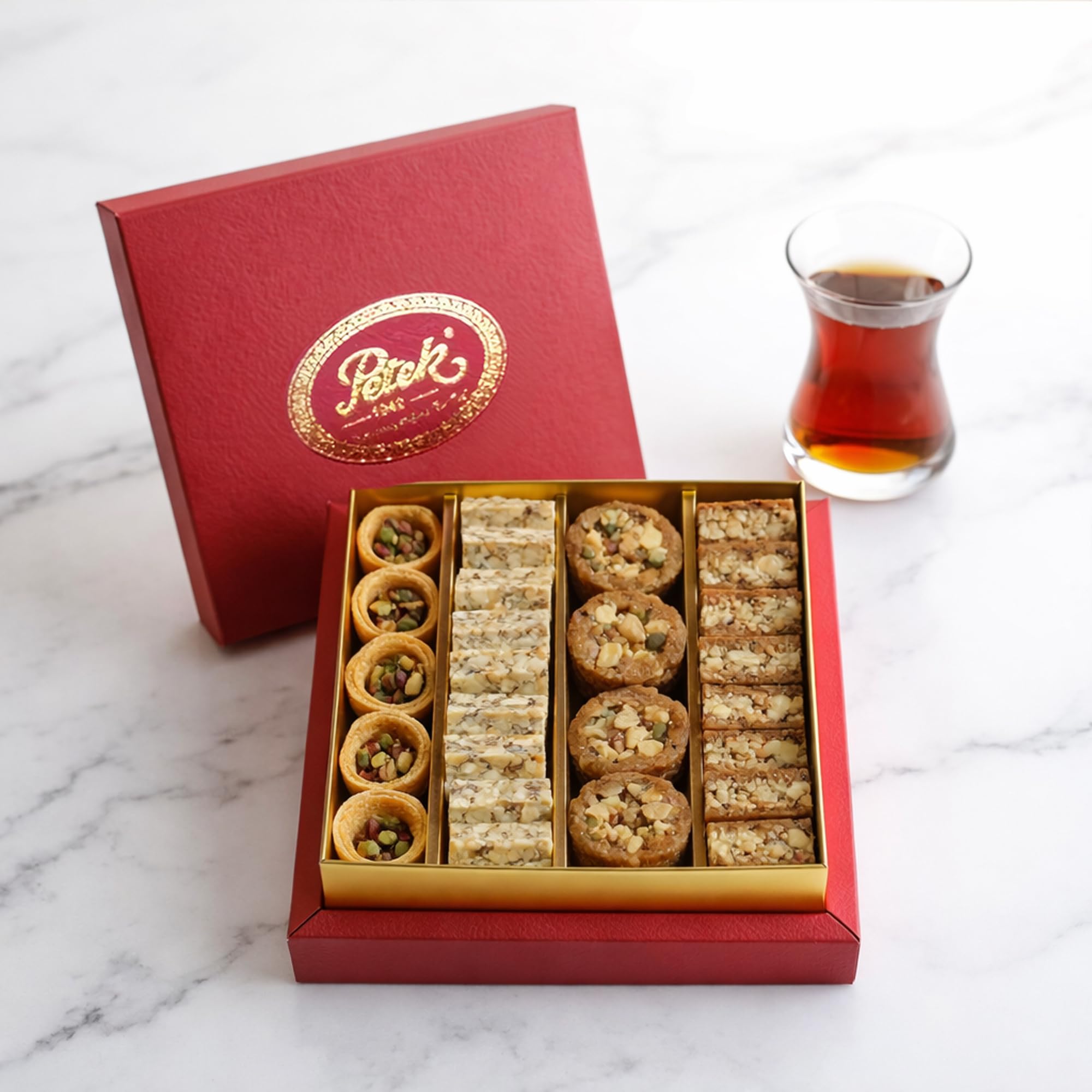 Petek Coffret Pâtisseries Baklava Noix et Pistaches – Dessert Turc Kadayif – Assortiment au Miel – Douceurs Méditerranéennes – 26 Pièces 476 g