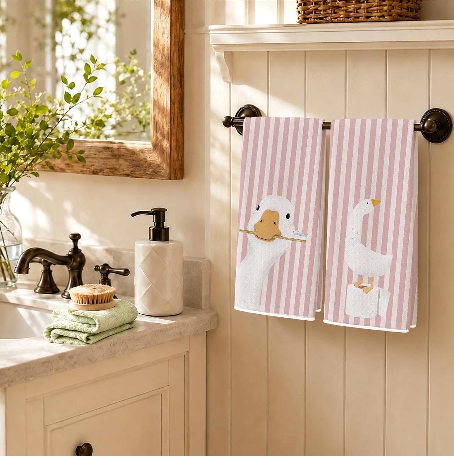 Kids Bathroom Decor, Goose Towels Bathroom Decor, Toddler Bathroom Towel, Cute Duck Green Farm Animal Dish Towels Gifts for Washroom Restroom 16x24 Inch Set of 2