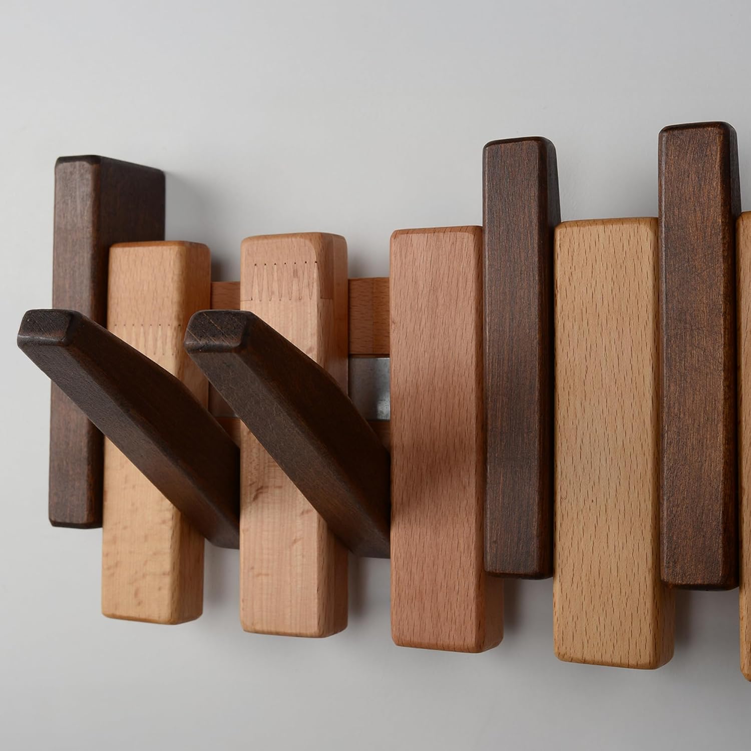 Piano Key Coat Rack – 4-Hook Rack in Solid Beech – Space-Saving Flip Hooks – Entryway Organizer for Coats, Hats, Bags