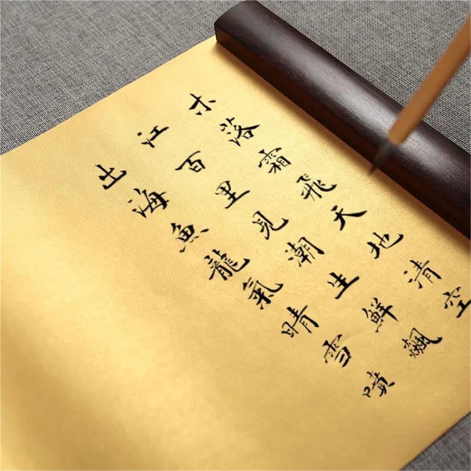 Carta Xuan matura arrotolata in seta vintage