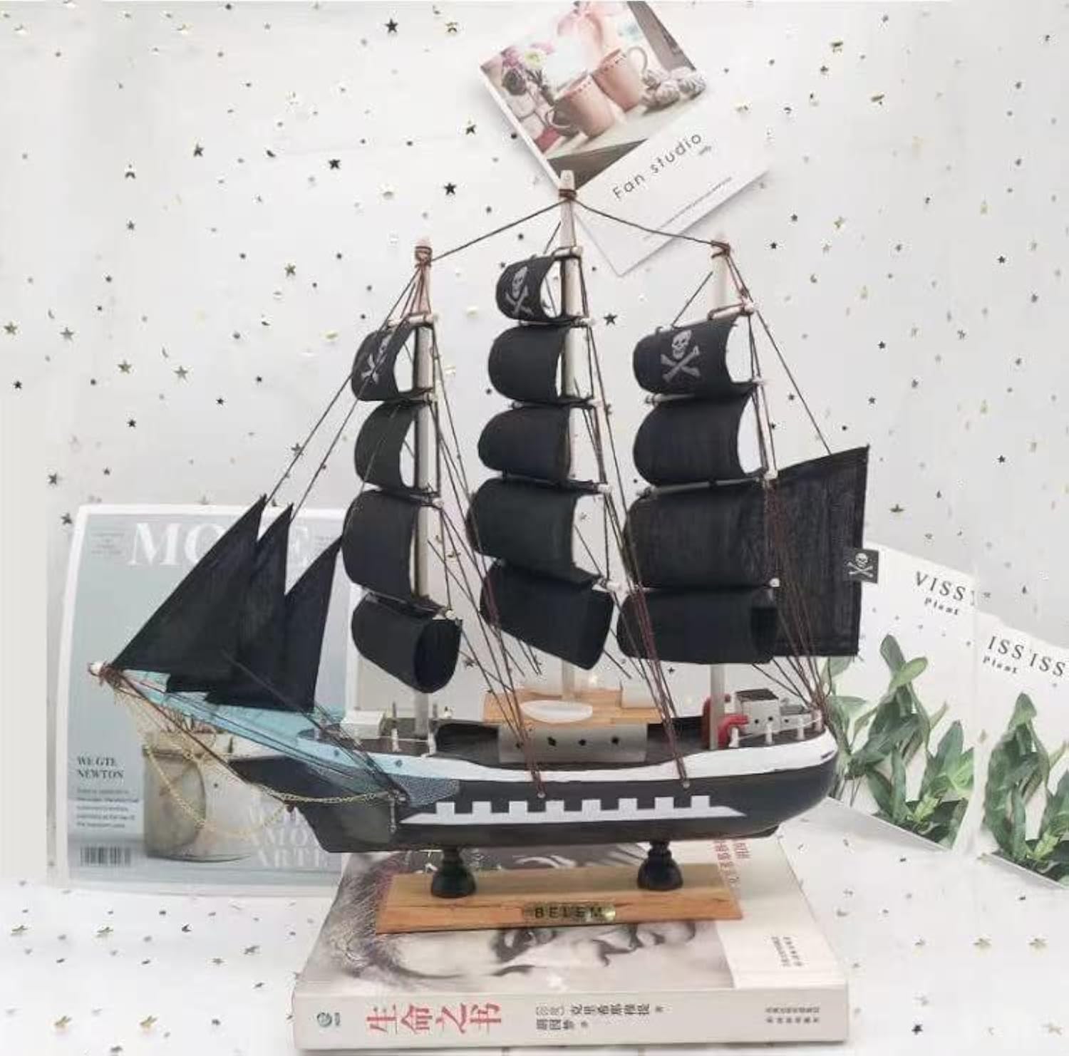 Haozaikeji Men's Blcak Sailboat Model Decor Miniature Sailing Boat Nautical Sailboat Model Home Decor Vintage Nautical Sail Ship Model 3-Mast Model Sailboat Display Wood Sailboat Model Ocean Theme Gift For Boys