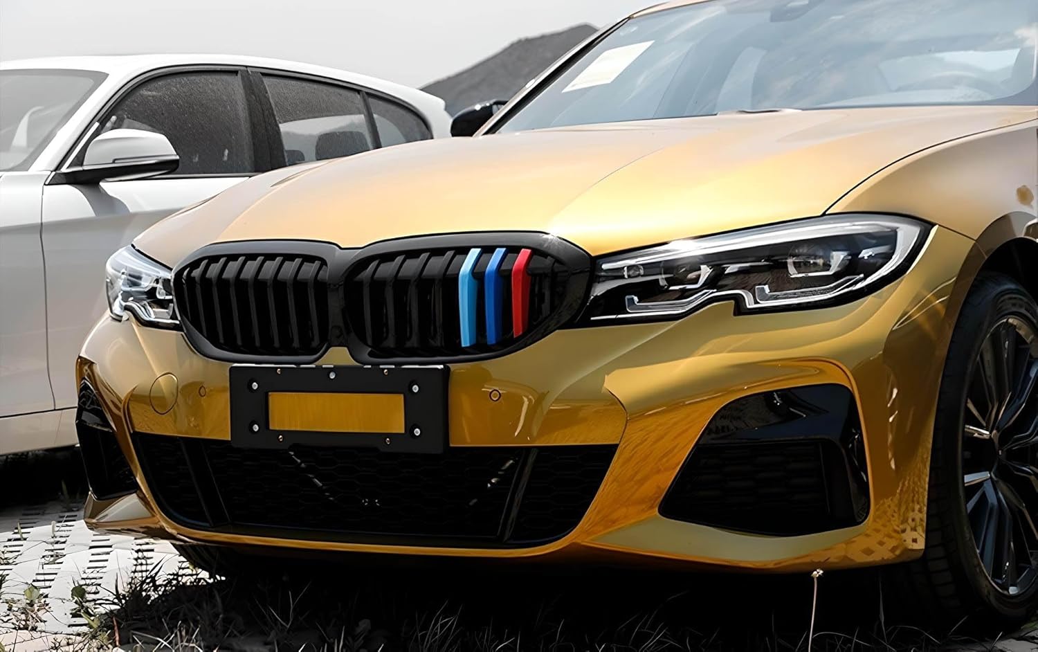 iJDMTOY Exact Fit 3pc Set Iconic Tri-Accent Grille Insert Decoration Trims Compatible with 2019-2022 G20 3 Series 330i 3 7