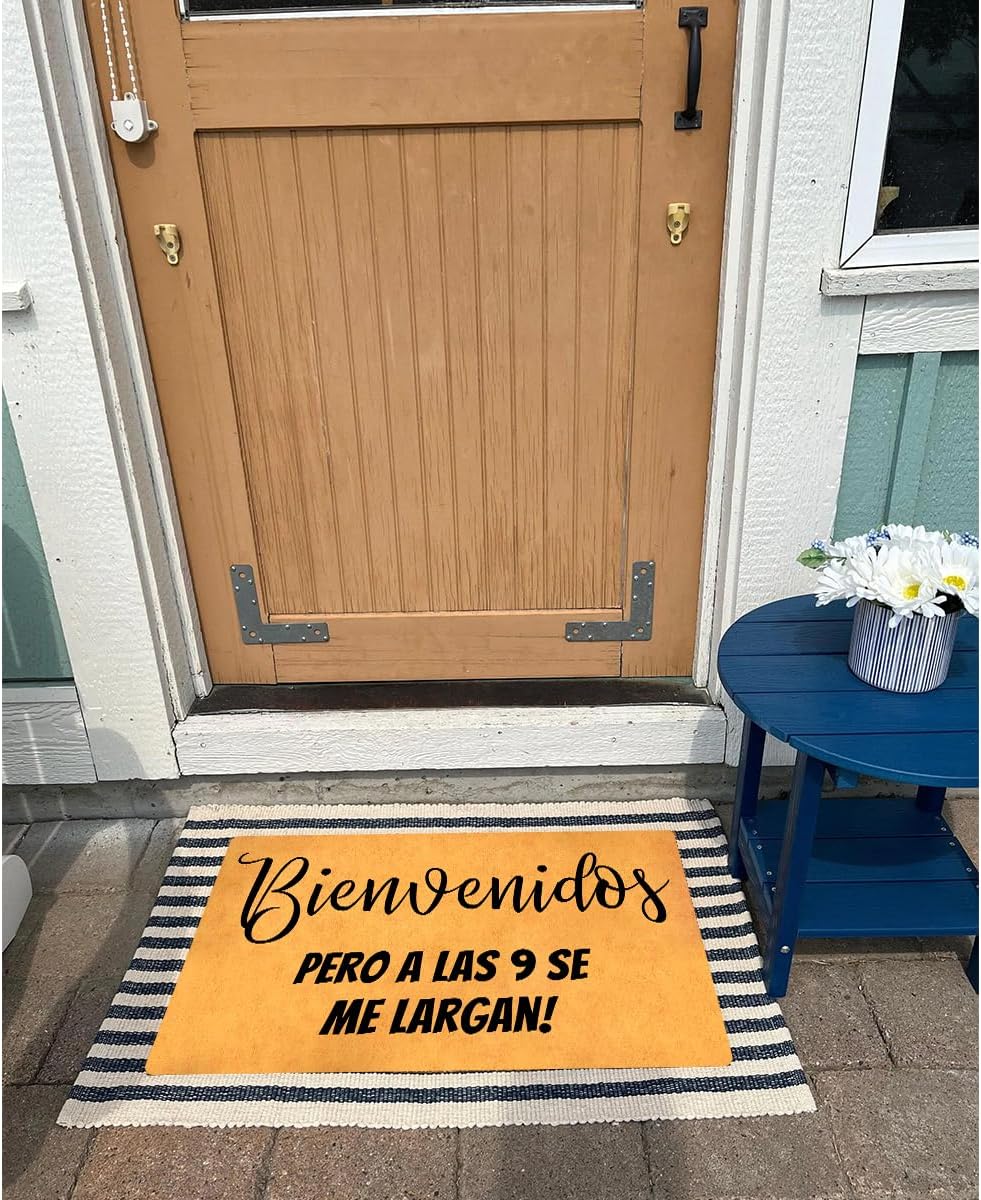 MELODADDY Funny Welcome Doormat Front Door Porch Decor Rugs with Rubber Back 30"(L) x 18"(W) Spanish Mat for Entrance House Warming Novelty Gift Rugs (Bienvenidos Pero a Las 9 Se Me Largan Spanish)
