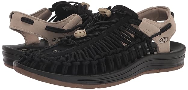 Amazon | [KEEN] サンダル Uneek Classic Two Cord メンズ