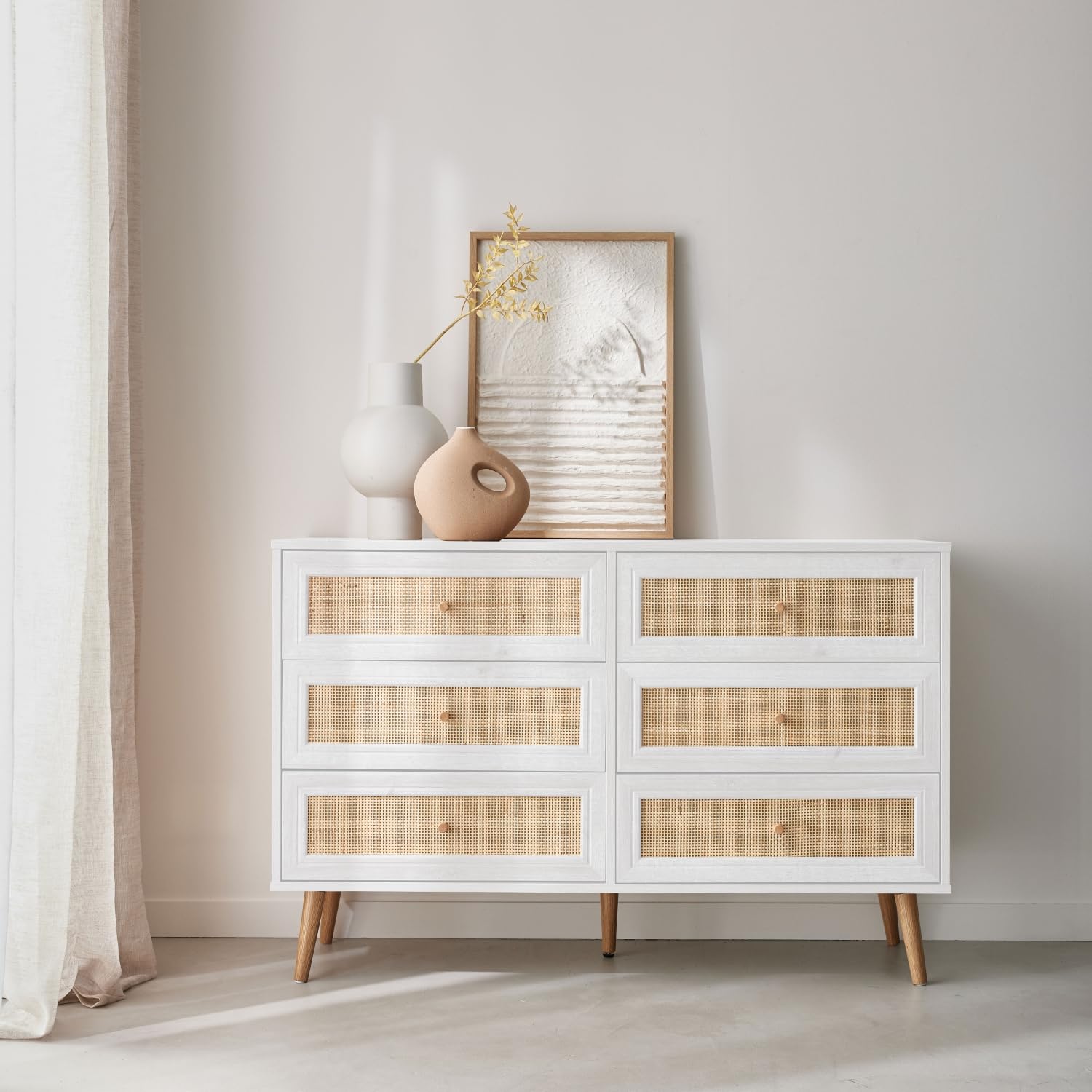 sweeek - Commode décor Bois et cannage 6 tiroirs Bohème. Blanc - 120x39x79cm