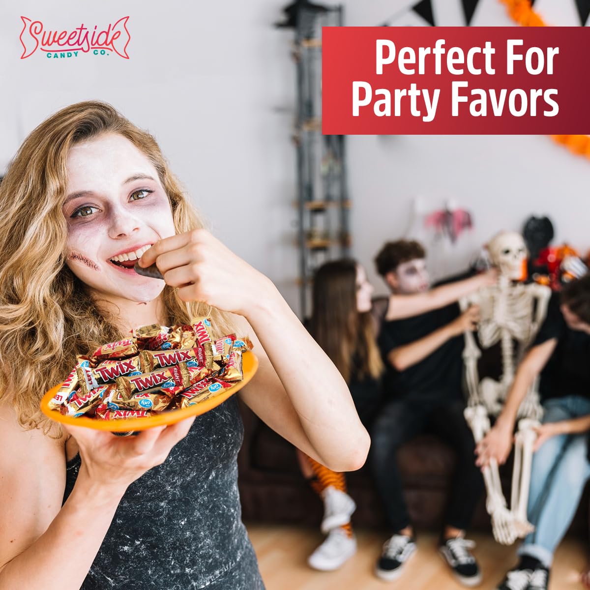 Twix Fun Size Candy Bars Left and Right, 2lb Pack of Bulk Chocolate Candy Individually Wrapped, Ideal Caramel Chocolate for Sharing with Friends, Perfect Twix Mini Candy Bars for Parties and Events