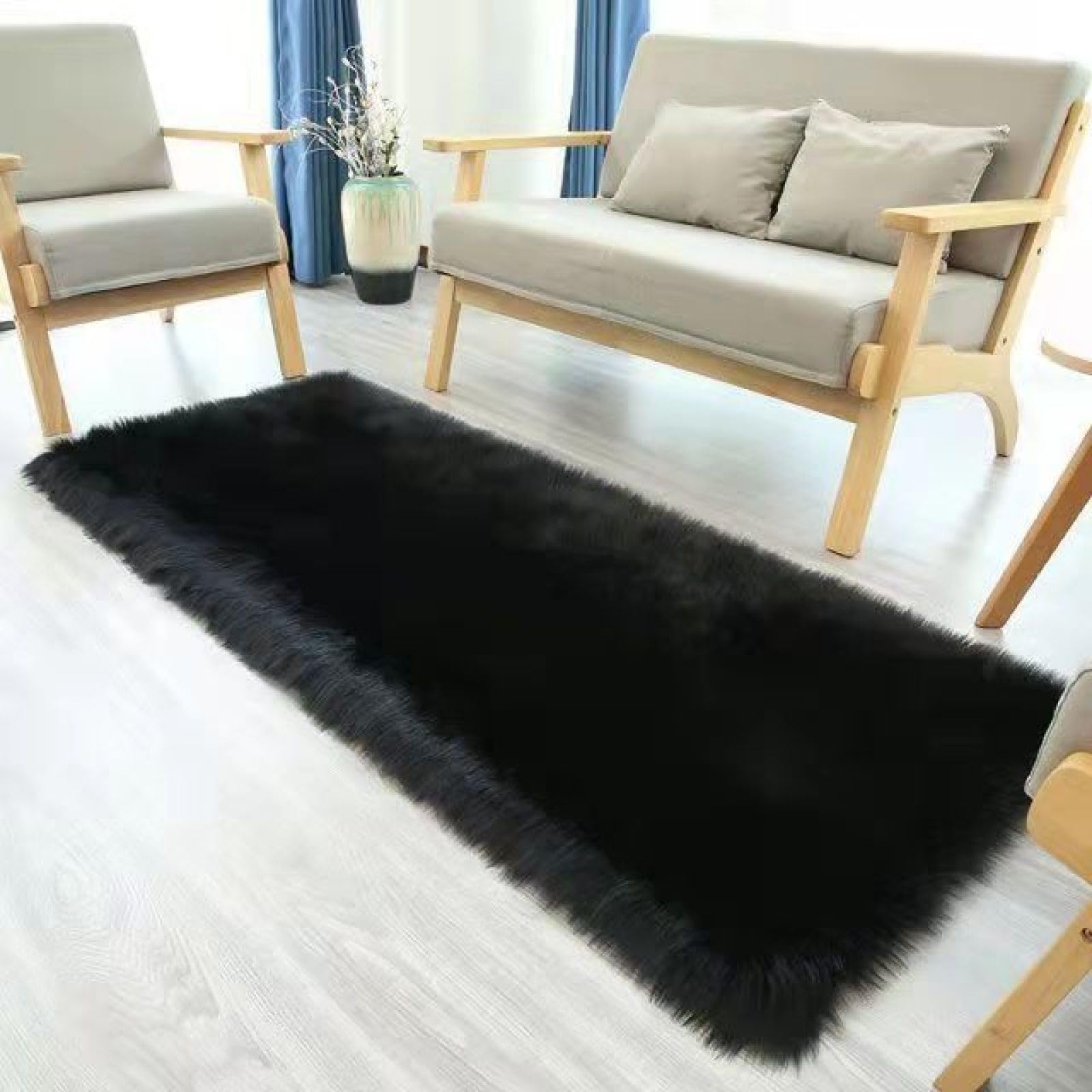 Tapis lavable en fausse fourrure pour un salon propre et chaleureux
