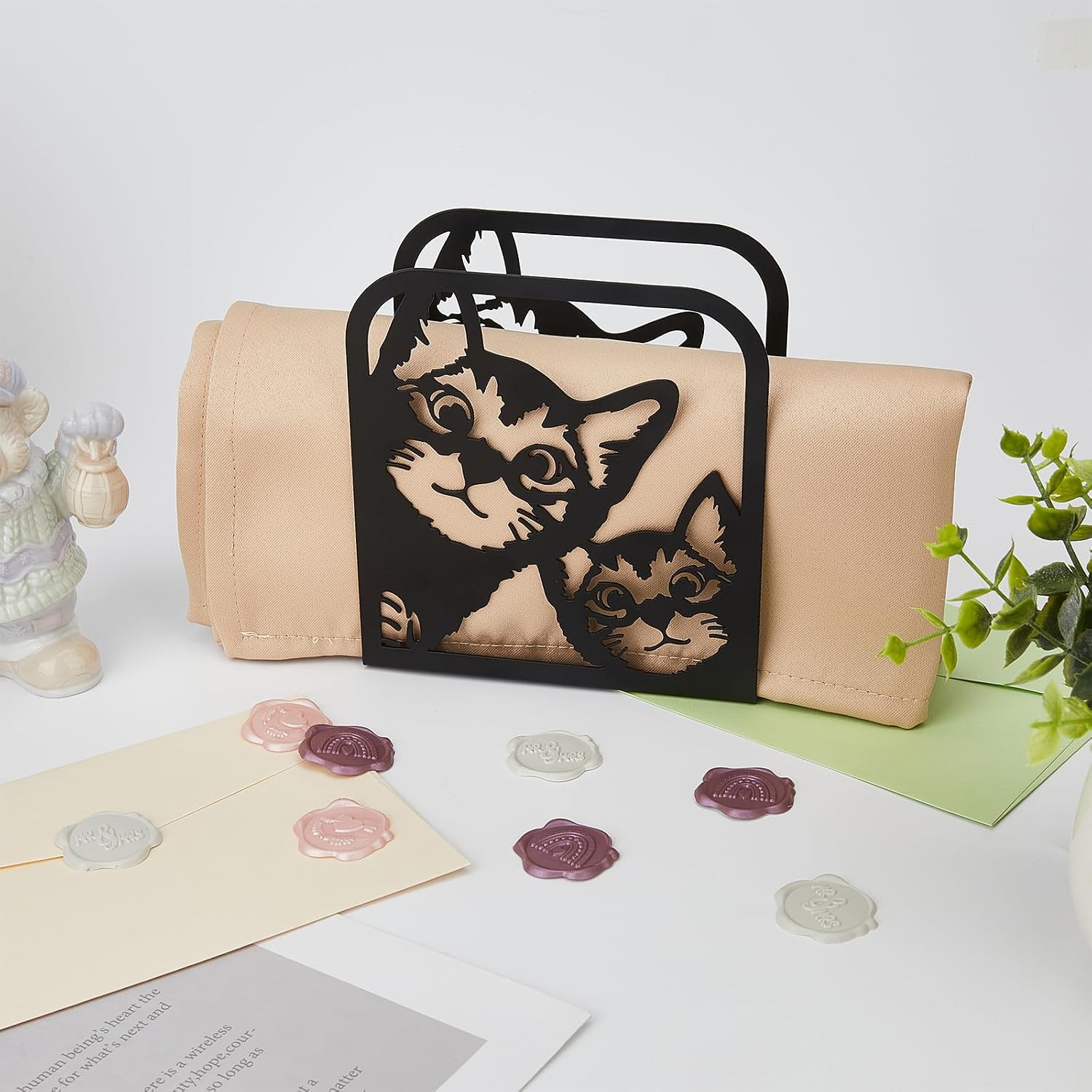 SUPERDANT Cute Cats Napkin Stand Metal Tissue Holder Organizer Animals Paper Napkins Holders for Kitchen Serviette Holder Dispenser Home Dining Room Dinner Party Farmhouse Table Decoration Gifts