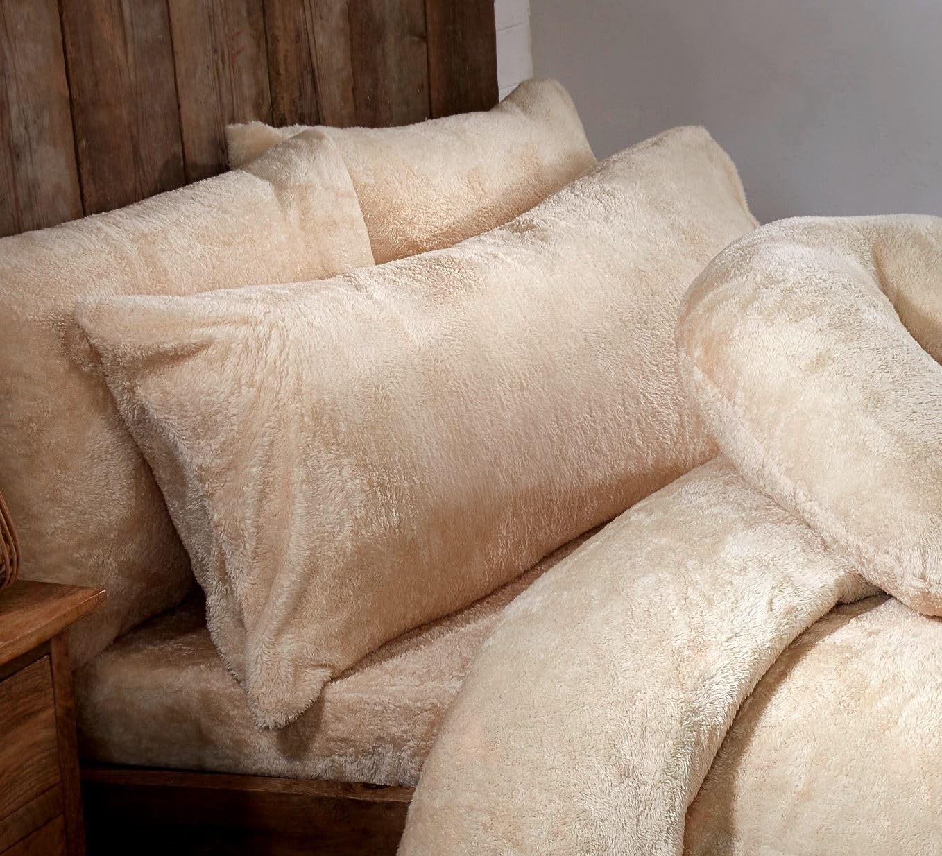Littens Luxury Cream 3ft Single Bed Size Teddy Fleece Fur Soft Cosy Body Bolster Long Pillowcase, Thermal Warm, Nursing Pregnancy 50cm x 90cm (20" x 36")