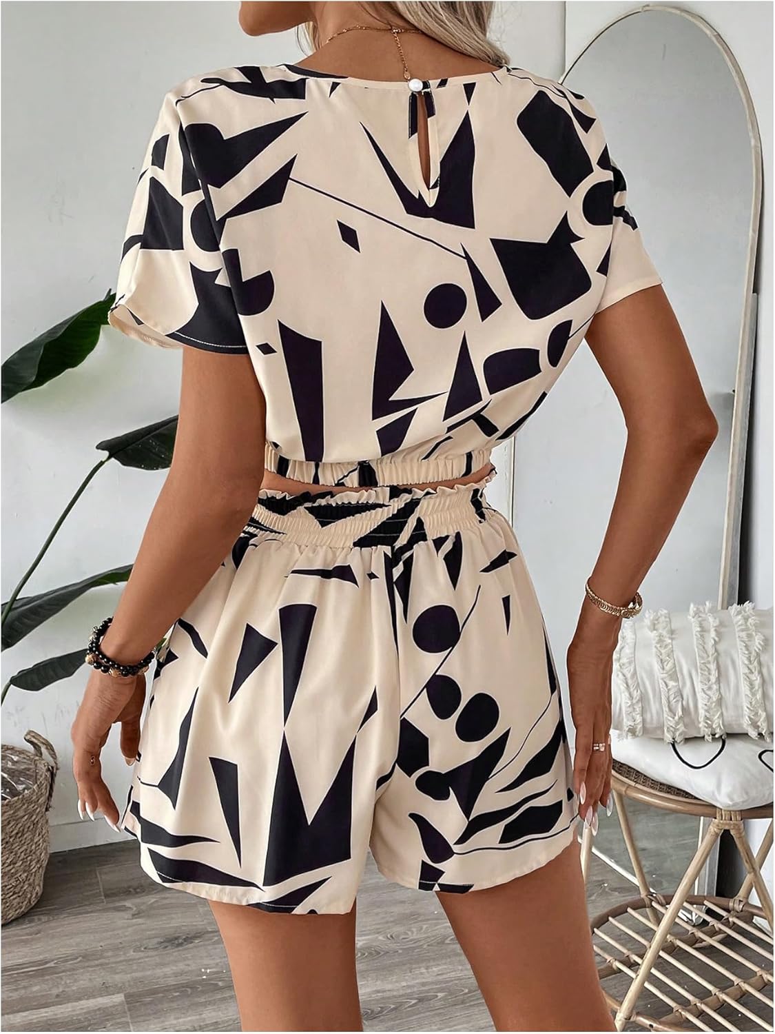 SweatyRocks Women's Two Piece Outfits Summer Printed Short Sleeve Crop Top and Wide Leg Shorts Set - Image 2