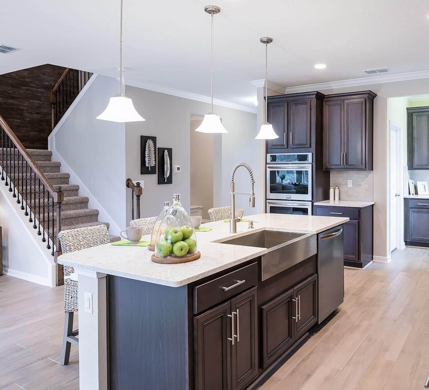 Maxim Lighting Aurora 1-Light Mini Pendant | Rubbed Bronze Finish | Contemporary Mini Pendant | Ideal for Kitchen Islands & Breakfast Nooks | Dimmable | 92090FTOI