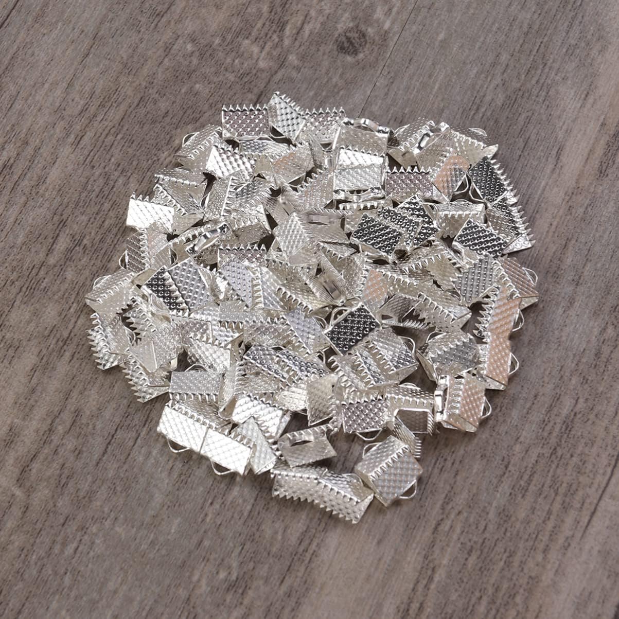 TEHAUX 200pcs Cord End Caps Plated Ribbon Ends Fastener Clasps Textured Clamps Mazi Buckles Zipper Clips Jewelry Making Accessories