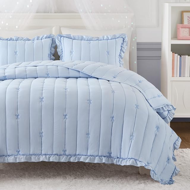 Intelligent Design Intelligent Design Bow Embroidered Ruffle Blue Queen Quilt Set, 3pc | Bedding Full Size, Girls Bedroom, Cottagecore, Reversible, Down Alternative, Ultra Soft, All-Season, Lightweight, Blue, Full/Queen