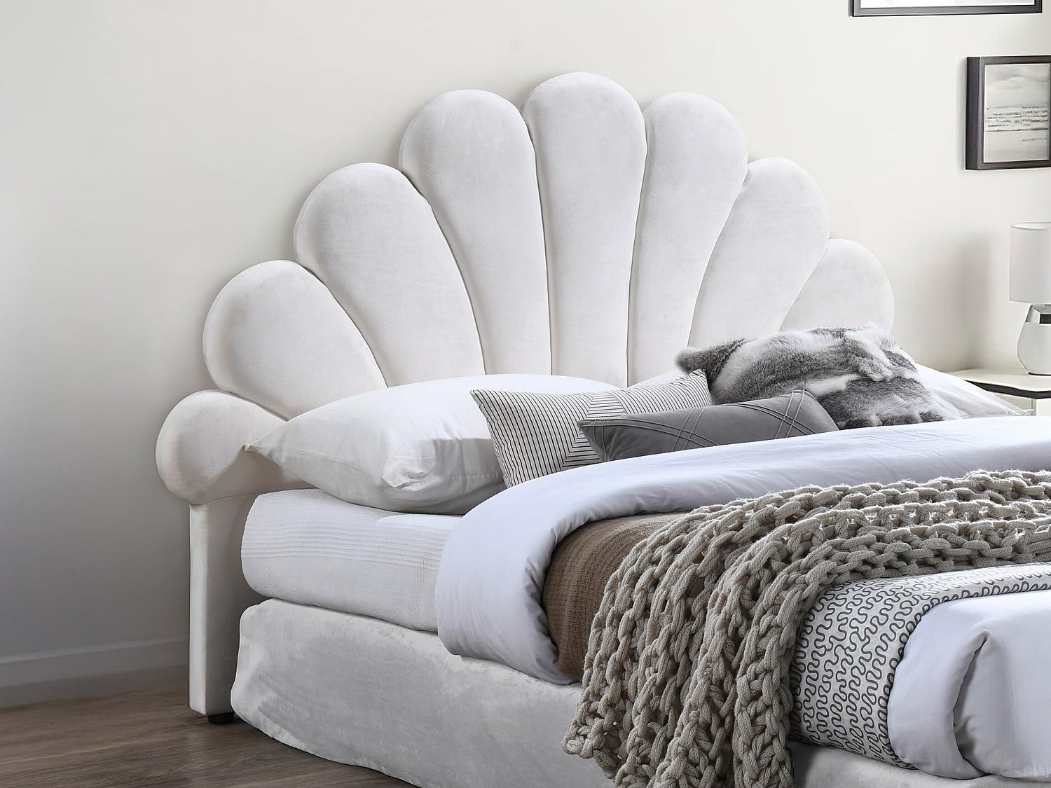 Vente-unique - Tête de lit Coquillage - 160 cm - Velours - Blanc - Moana