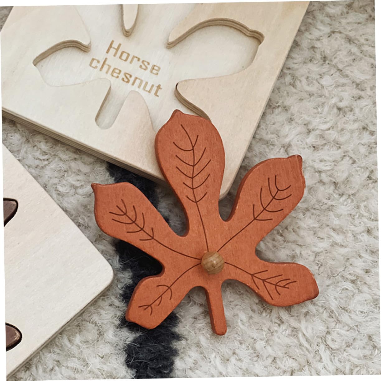 Beaupretty Puzzle Montessori Feuille en Bois 4 Pièces Jouet D’Apprentissage Précoce Et Éducatif pour Enfants Puzzle D’Encastrement Coordination Main-Oeil Jeu Cognitif 3.74 X 3.74 X 0.39 Pouces