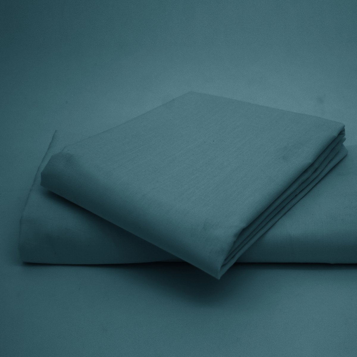 Artistic Fashionista Limited Teal Easycare Non-Iron Plain Dyed Polycotton Housewife Pillowcases Pair (Teal)