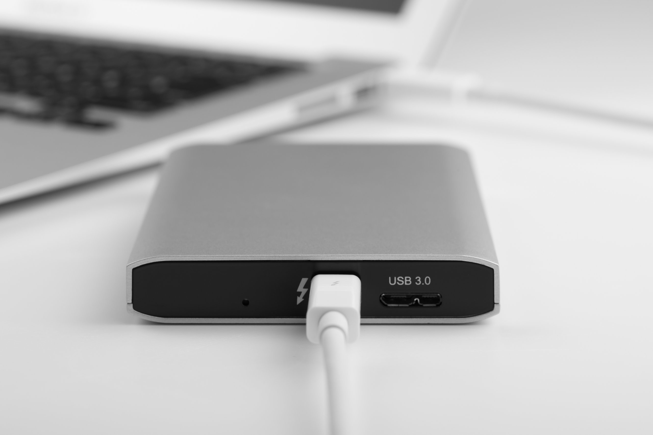 【完動品】FREECOM Mg 1TB Thunderbolt USB3.0 Amazon | FREECOM フリーコム 外付ハードディスク Thunderbolt