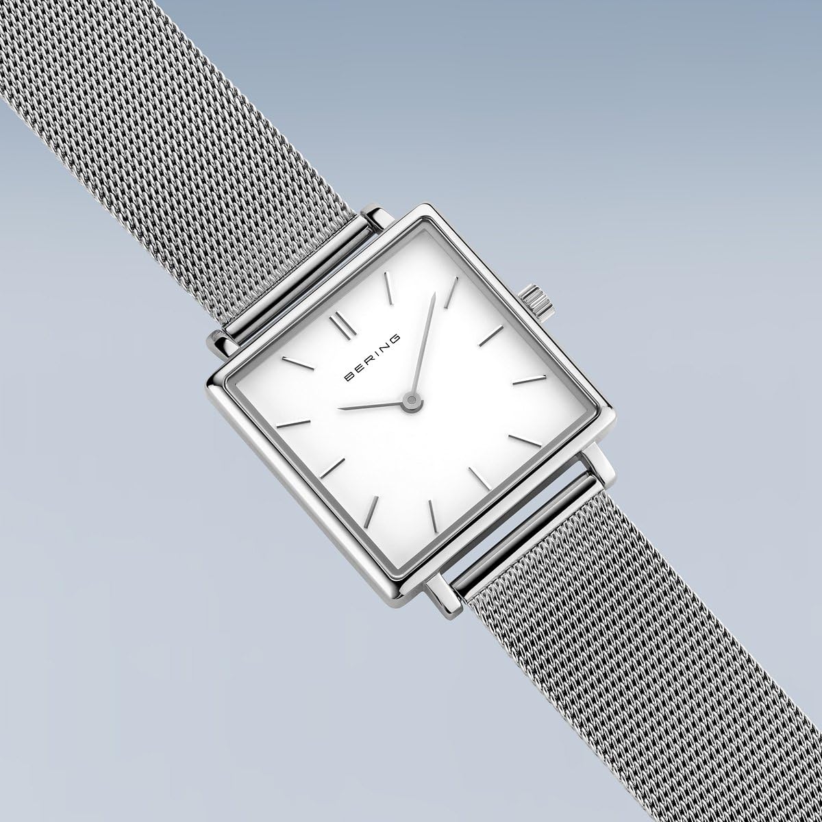 BERING Damen Uhr Quarz Movement - Classic Collection mit Edelstahl und Saphirglas 18226-004