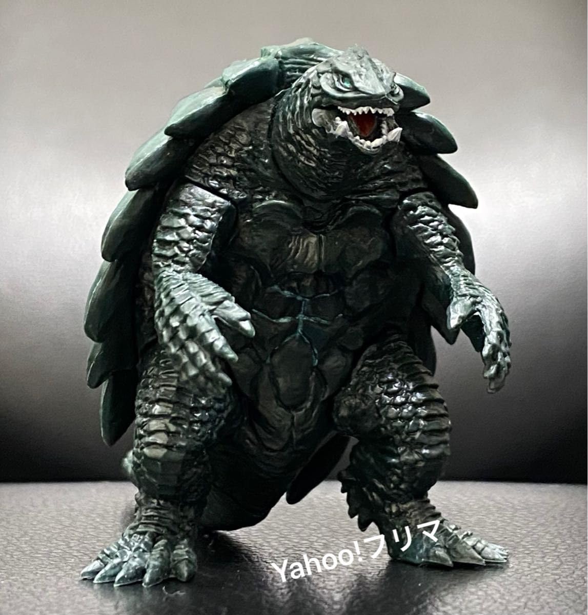 コスモス ガチャ ゴジラ ？ ガメラ ？ 怪獣 消しゴム キーホルダー