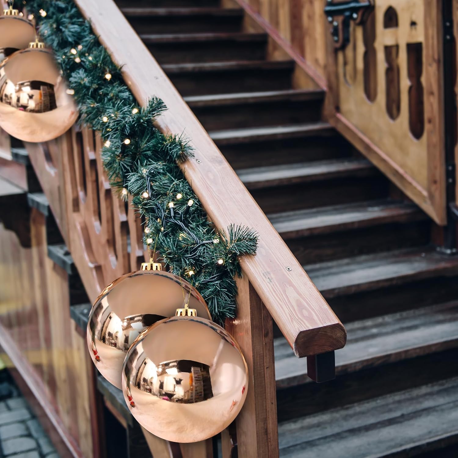 Zubebe 4 Pcs Extra Large Christmas Ball Ornaments 8'' (200 Mm) Giant Oversized Plastic Xmas Ball Big Hanging Christmas Tree Ornaments for Holiday Party Outdoor Decor(Champagne Golden)