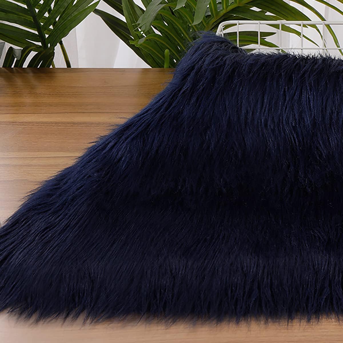 Soft Long Pile 90mm Thick Faux Fur Upholstery Fabric for DIY Crafts,Smooth Fake Plush Fur Luxury Shag Fabric(13 Navy Blue,170x50cm)