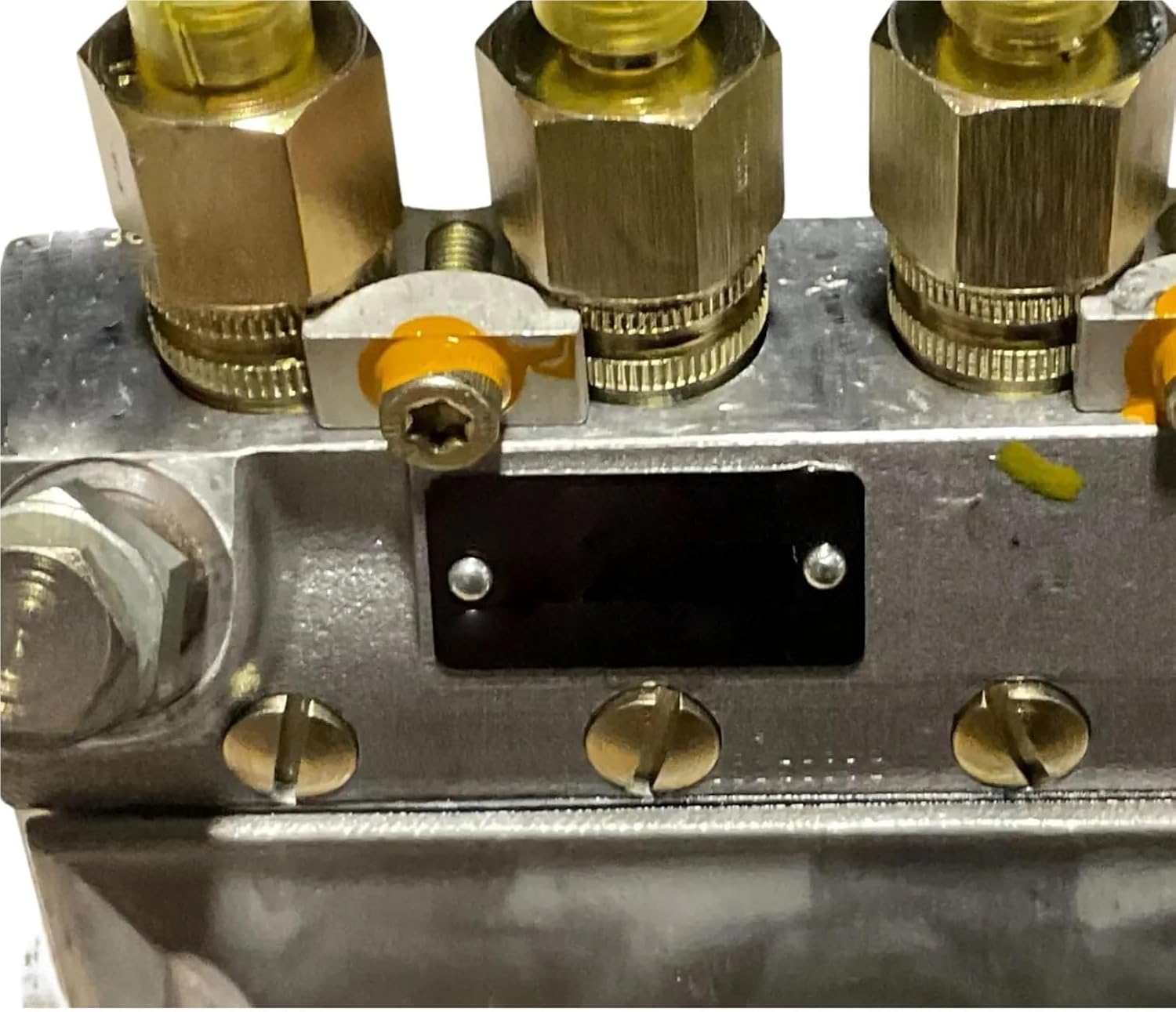 Original Fuel Injection Pump Compatible with Engine 4BT3.9 3936309 3928662 Excavator Engine Replacement Parts