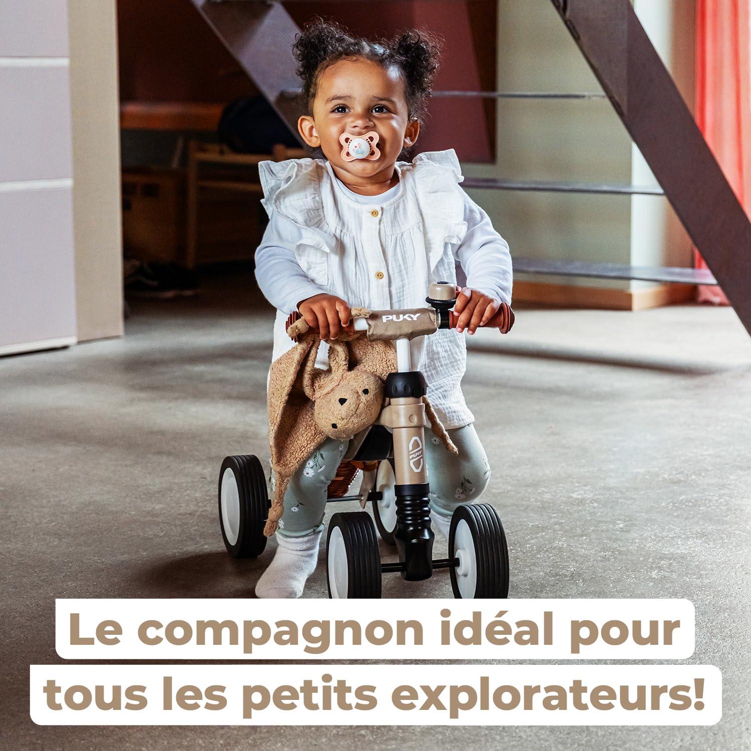 PUKY WUTSCH Bundle Sable Poussiéreux | Draisienne Bebe 1 an | Velo Bebe sans pédales | Draisienne evolutive avec poignées sécurité, siège Ergonomique, Roues silencieuses, Cloche & Panier | Jouet bébé