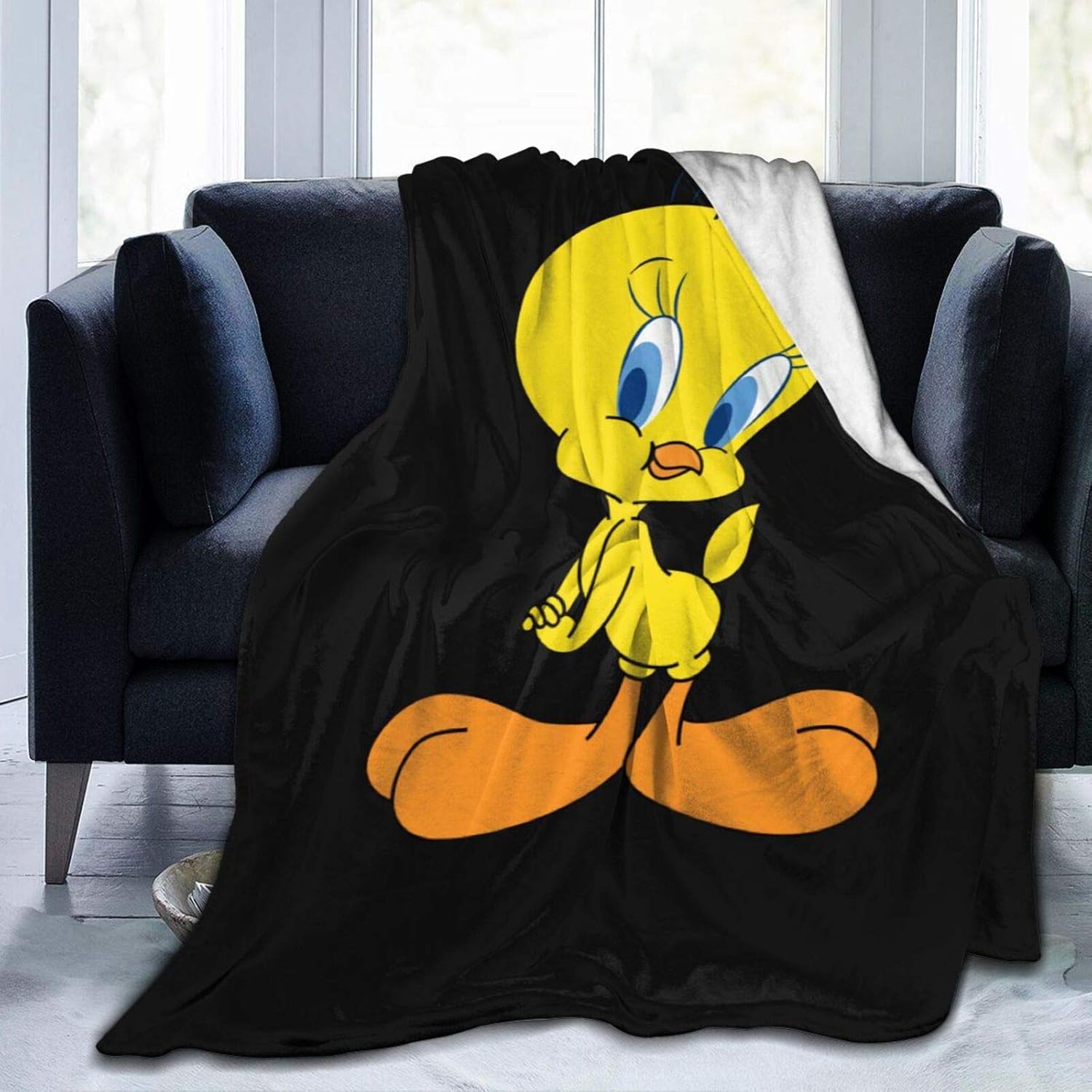 A Sweet Tweety Bird Blanket Brings Love & Smiles Anywhere