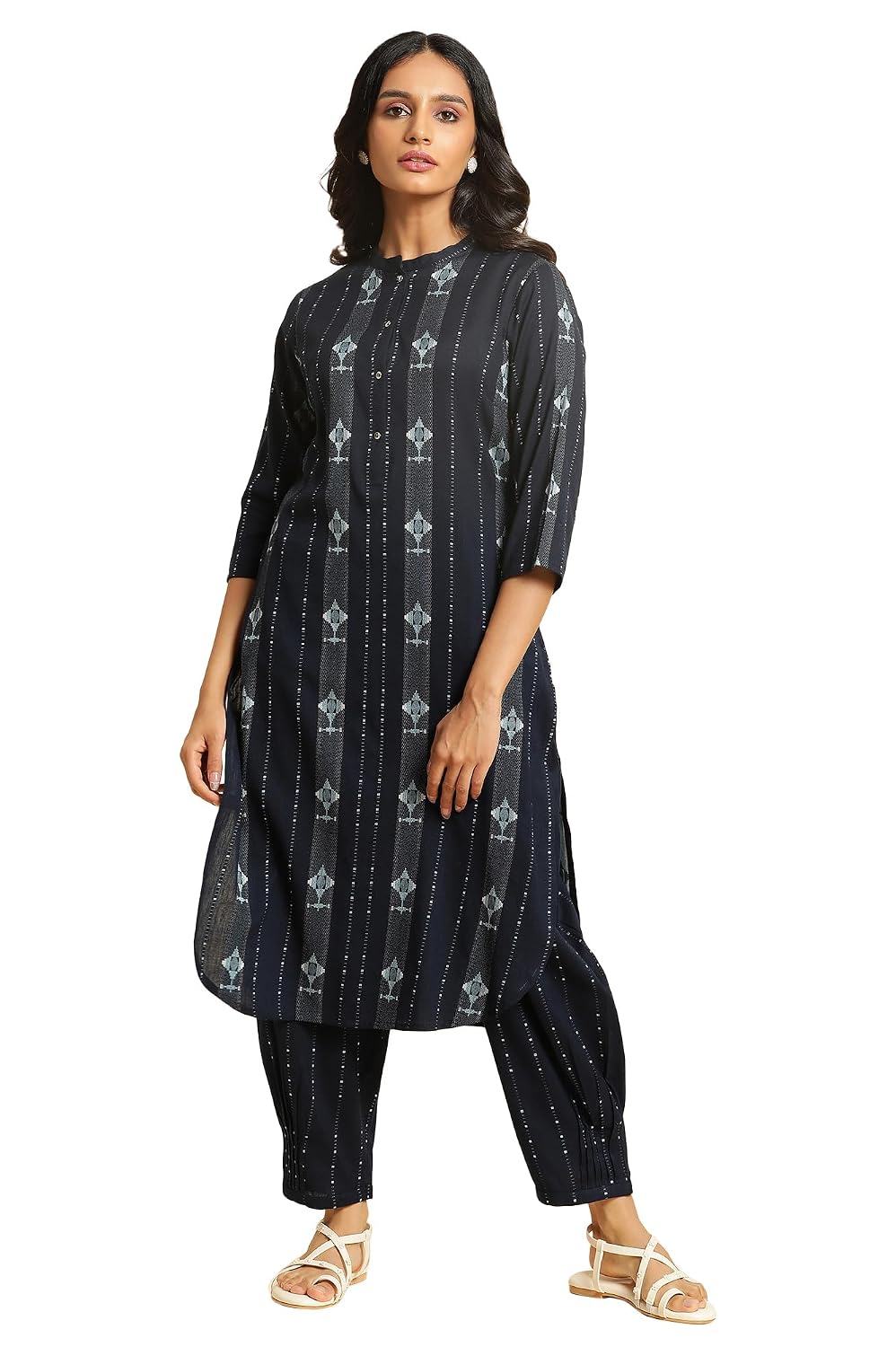 W for Woman Womens Kurta & Straight Pant - Review, Price and Buying Guide