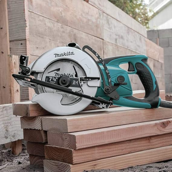 Makita 5477NB 7-1/4 Hypoid Saw