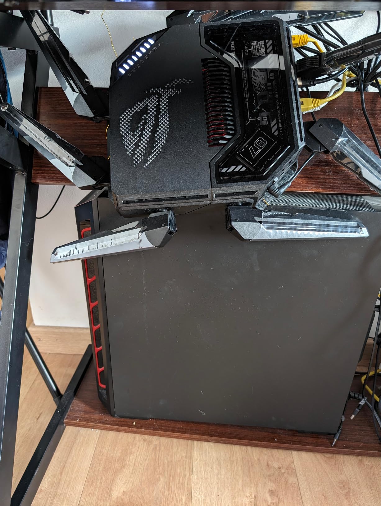 ASUS ROG Rapture GT-BE98 Quad-Band WiFi 7 Gaming Router: Amazon.de ...