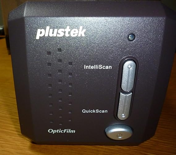 Plustek OpticFilm 8300i Ai フィルムスキャナー